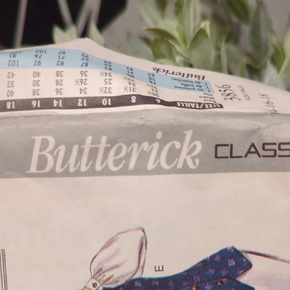 Butter Classic Fashion Pattern - Picture 2 of 3